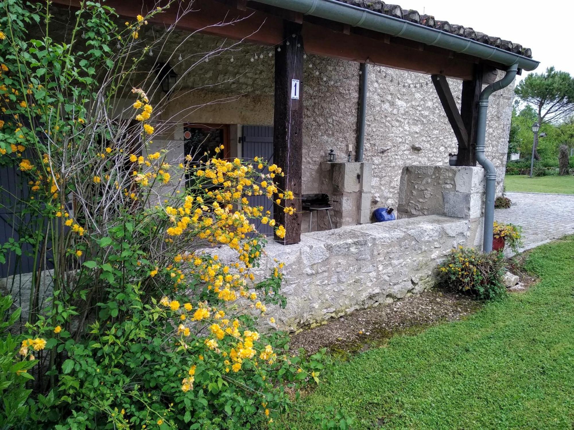 Le Vignal Villa Monflanquin Exterior photo