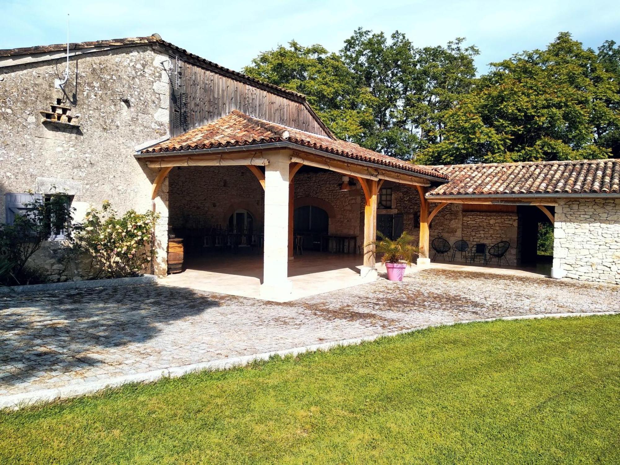 Le Vignal Villa Monflanquin Exterior photo